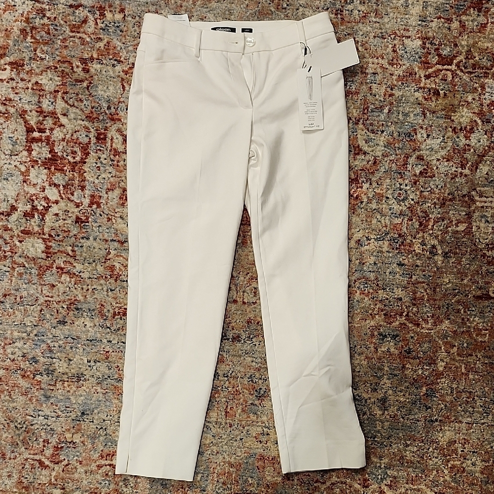 White Dress Pants with Straight Leg and Flat Front